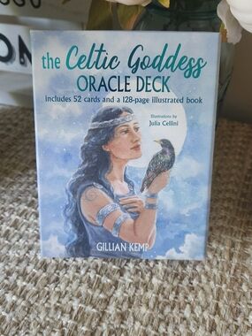 The Celtic Goddess Oracle Deck - Blue and White Spiritual Card Set
